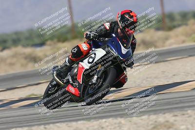 media/Oct-13-2025-Moto Forza (Mon) [[a66d839500]]/3-B Group/Session 3 (Turn 16)/